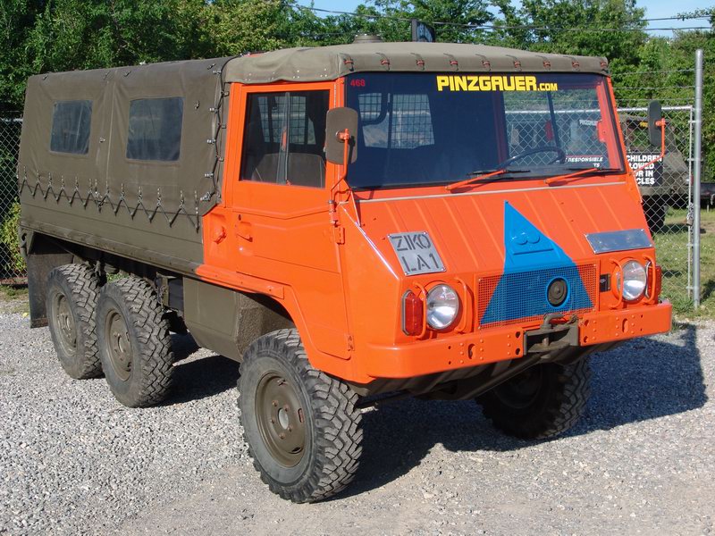 Original Schweizer Nationalgarde LKW In sehr gutem Zustand.