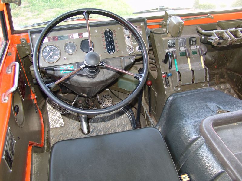 Original Schweizer Nationalgarde LKW In sehr gutem Zustand.