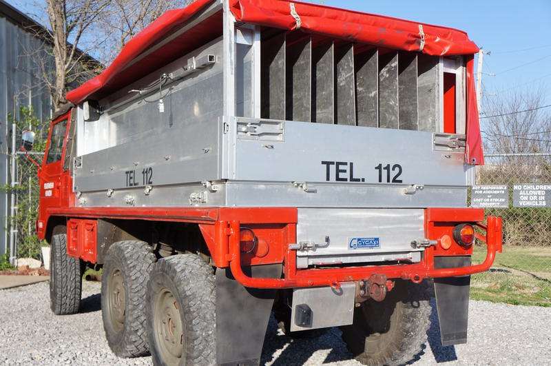 Swiss Municipal Firetruck wurde für Schläuche und E ...