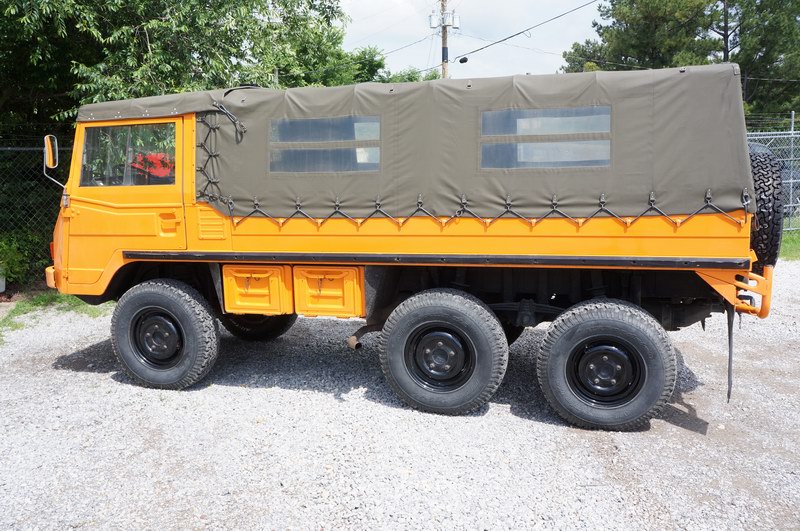 Original Schweizer Nationalgarde LKW In sehr gutem Zustand.