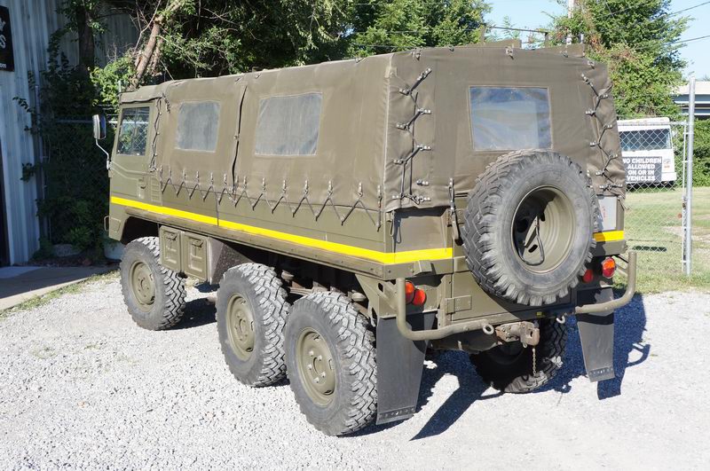 Original Schweizer Armee Feuerwehrauto. Sehr wenig benutzt. R ..