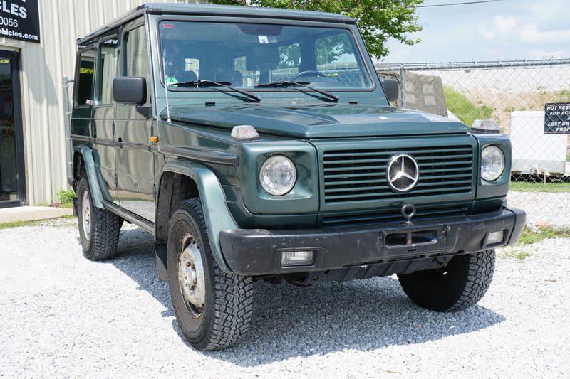 Dies ist ein 463 Model G Wagon 4 Door
3.0L Benzin ..