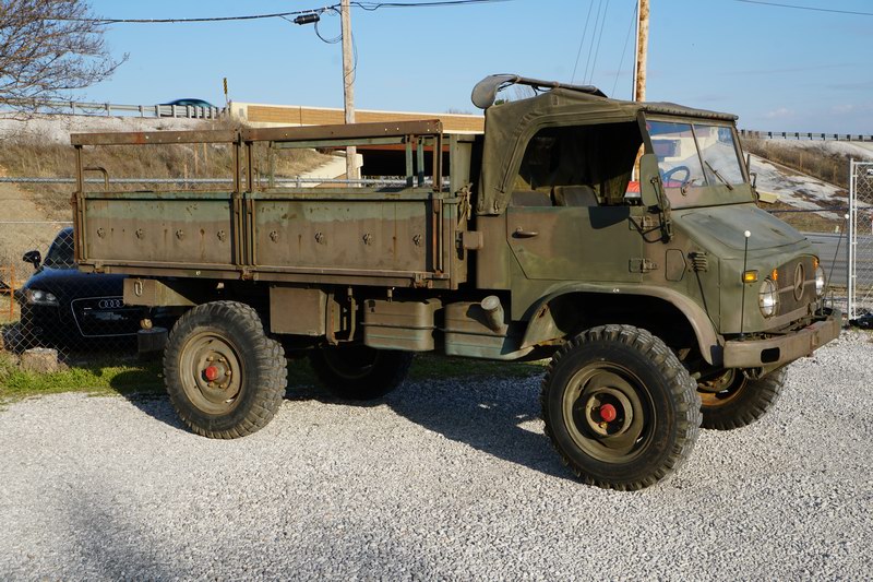 Original Truppentransporter der belgischen Armee.  
In gutem Zustand ...