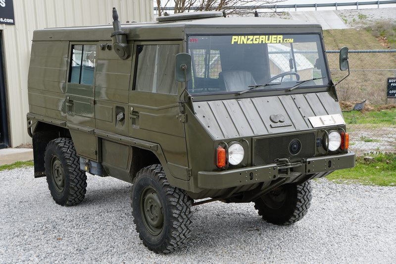 Pinzgauer 710K Funkwagen