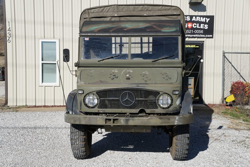 Schweizer Armee Truppentransporter. In gutem Gesamtzustand ...