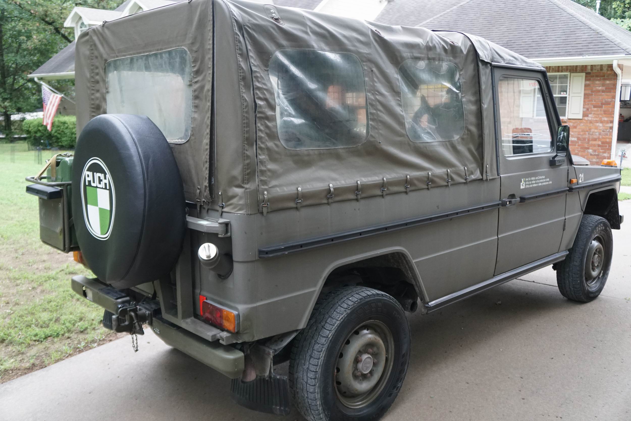 Original Schweizer Armee G Wagen. 
2.3L 4 Zyl Benzin ...