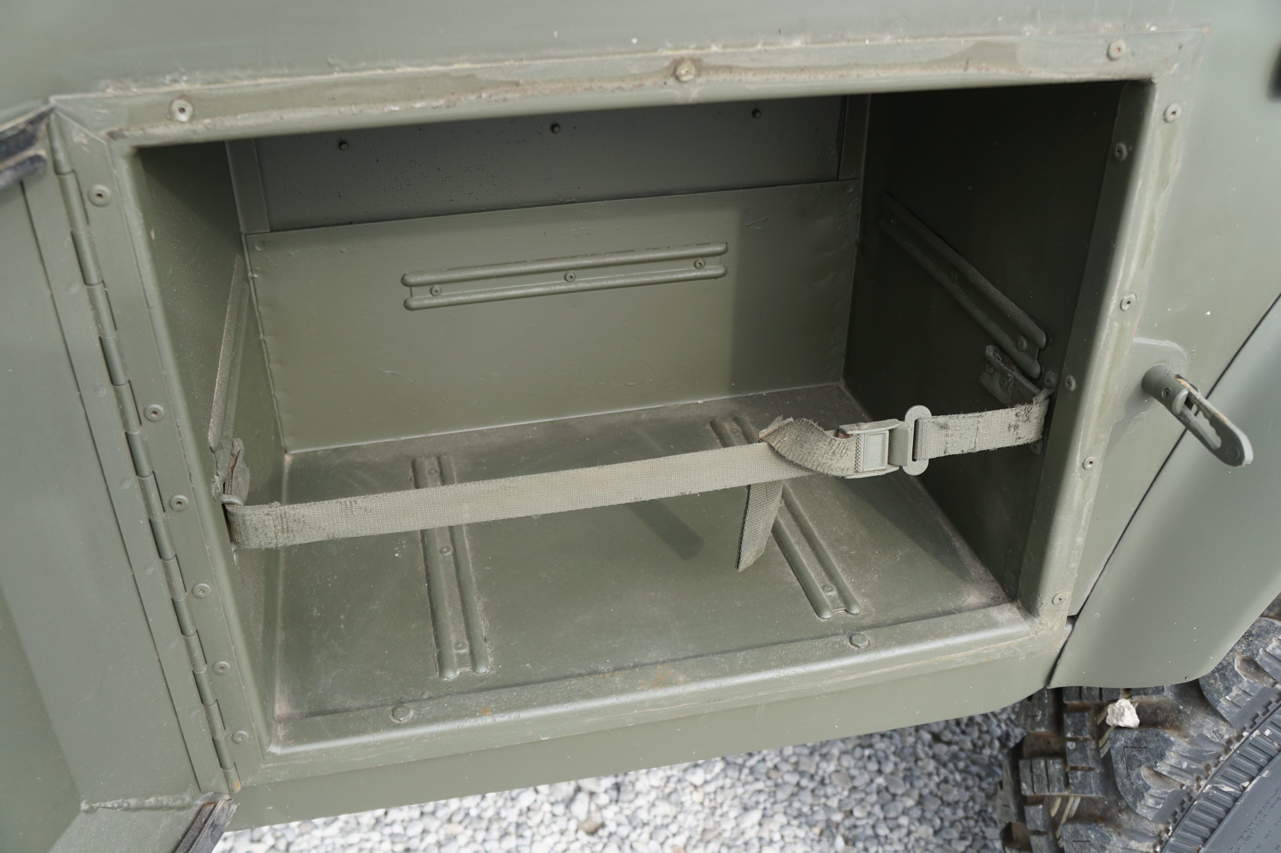 Original British Military Radio Truck Hardtop TUM ...