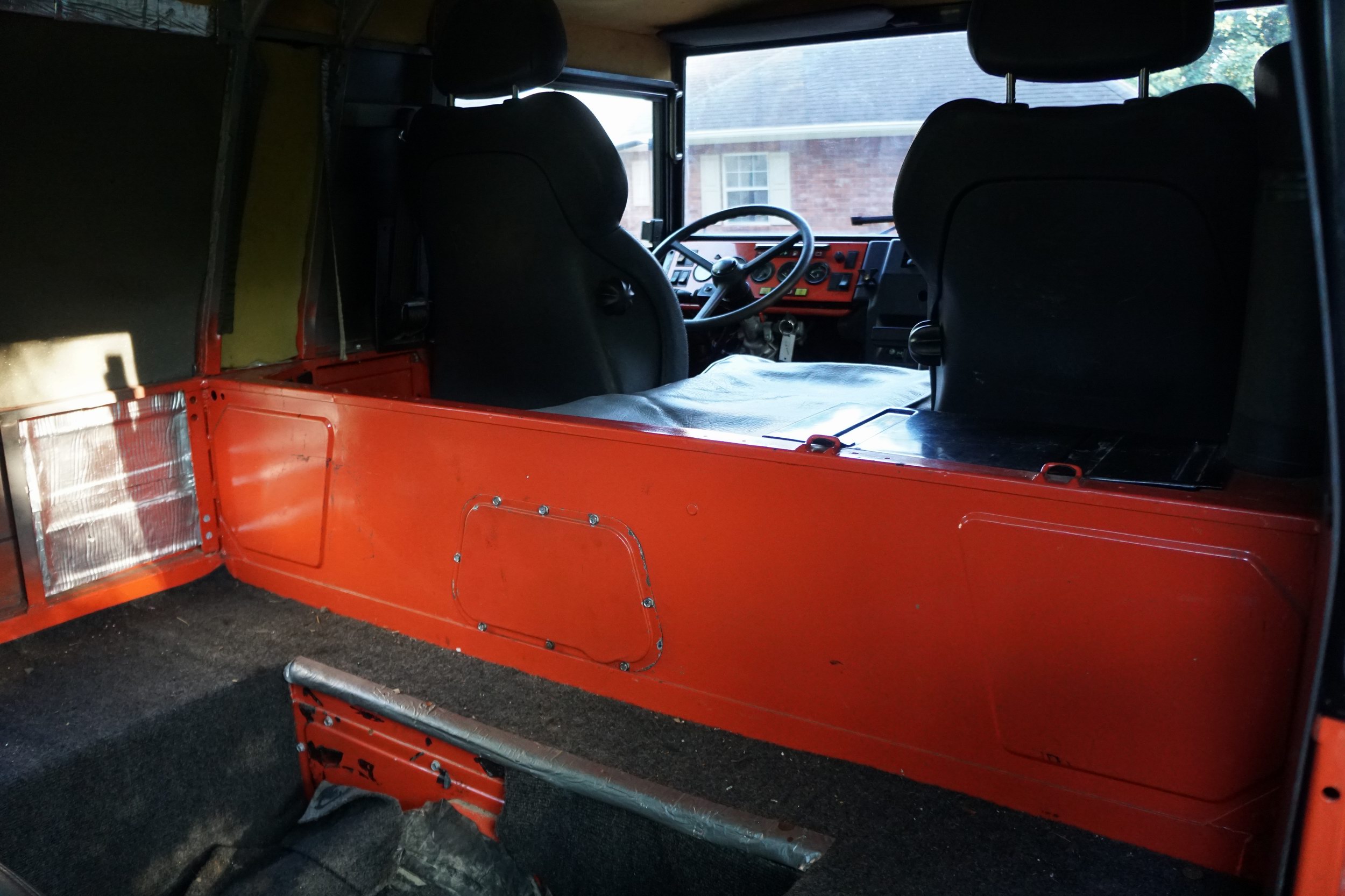 Seltener Pinzgauer 718 6x6 Custom 3 Door Crew Cab  
 ..