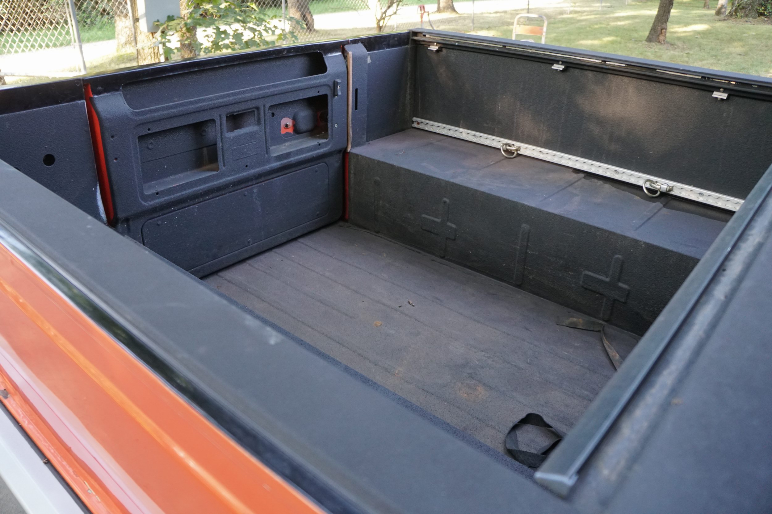 Seltener Pinzgauer 718 6x6 Custom 3 Door Crew Cab  
 ..