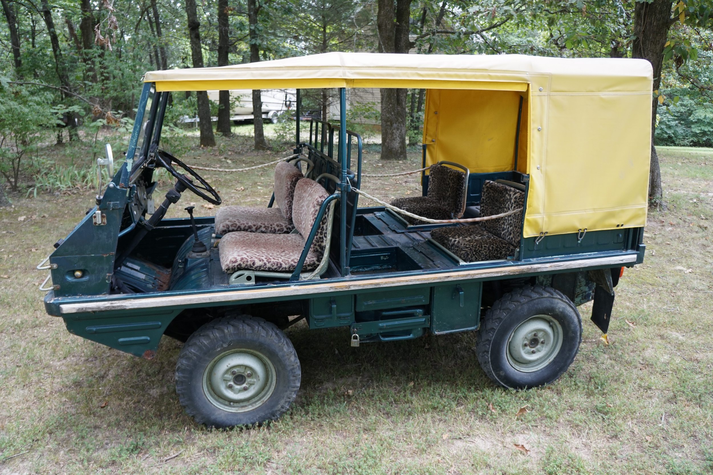 Seltener ziviler Haflinger 4 Sitze 4 Türen
Sammler ...