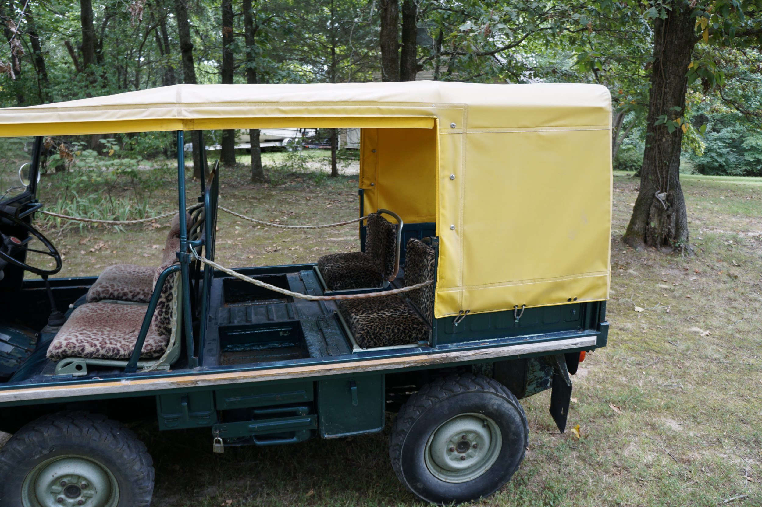 Seltener ziviler Haflinger 4 Sitze 4 Türen
Sammler ...