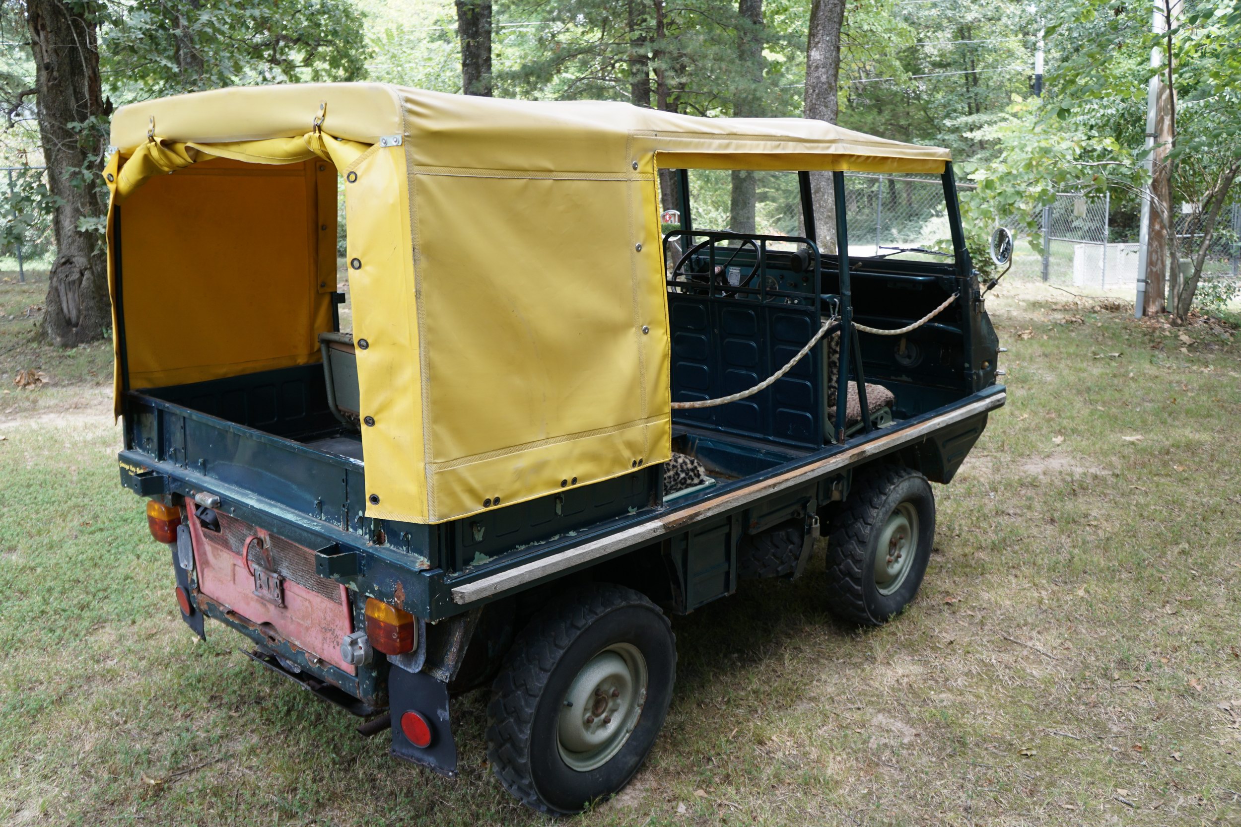 Seltener ziviler Haflinger 4 Sitze 4 Türen
Sammler ...