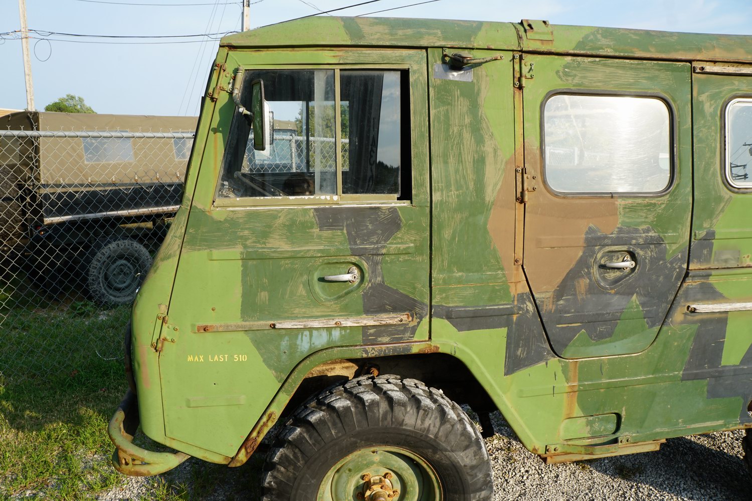 Volvo L3315  Radio Truck from Swedish Army  
The  ..