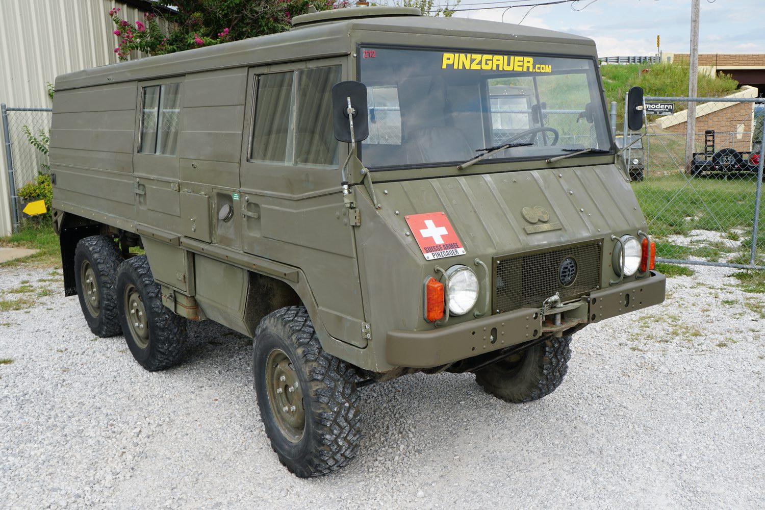 Pinzgauer 712K Swiss Army