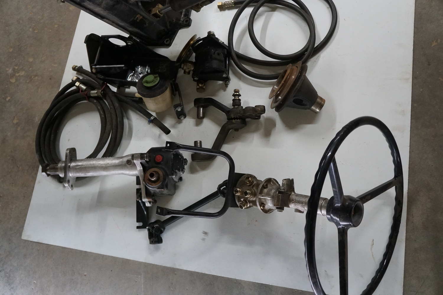 Power Steering Kit to convert any 710 or 712 Pinzg ..