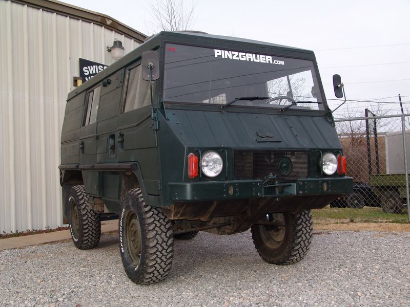 Pinzgauer 710K Funkwagen