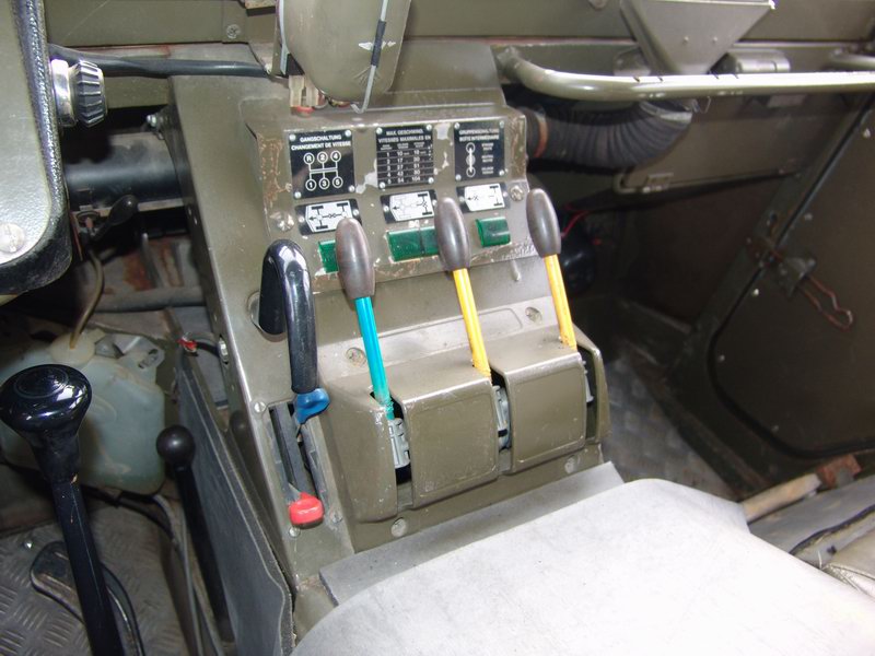 Schweizer Armee Radio Truck gut mechanisch, schön inter ..